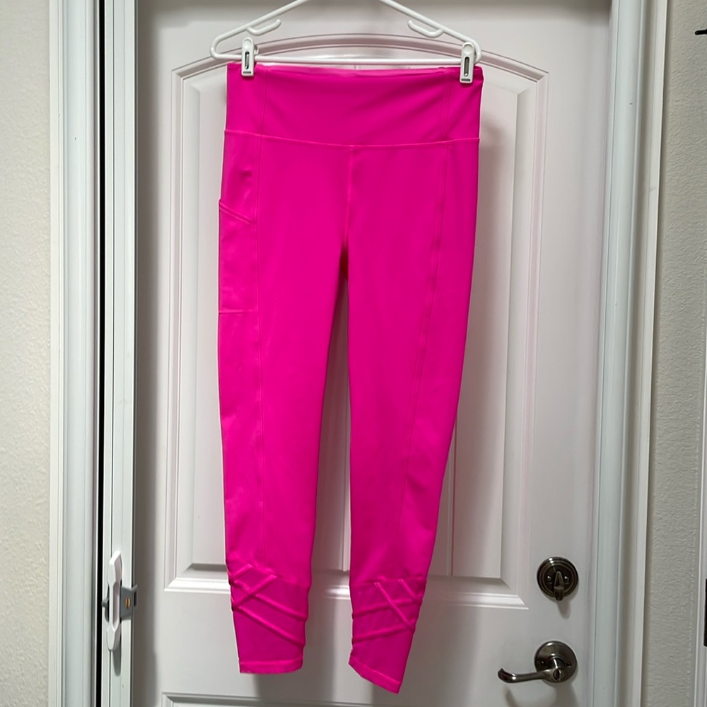 Lilly Pulitzer Luxletic Weekender High Rise Leggings in Bougainvillea Pink, Lg
